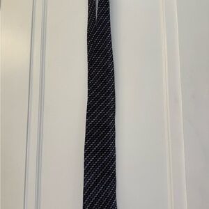 Haggar Black, Purple, Gray Patterned Tie